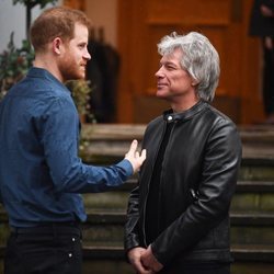 El Príncipe Harry y Jon Bon Jovi