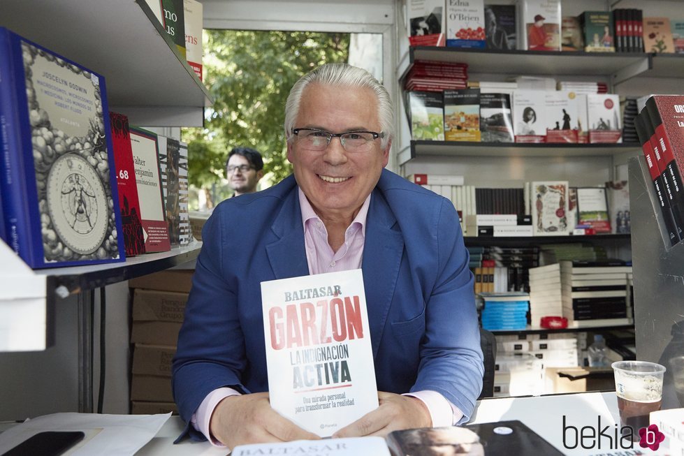 Baltasar Garzón en la Feria del Libro de Madrid 2018