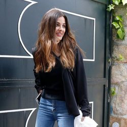 Alexia Rivas entrando en la casa de Alfonso Merlos en Madrid