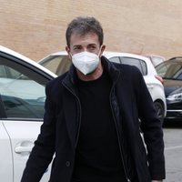 Pablo Motos llegando al tanatorio para dar el último adiós a Quique San Francisco