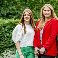 Las Princesas Alexia, Amalia y Ariane de Holanda en su posado de verano 2021