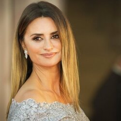 Primer plano de Penélope Cruz en la ceremonia de clausura del Festival de Venecia 2021