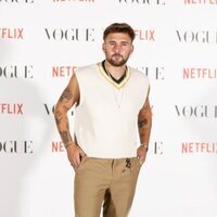 Dani Fernández en el photocall de Vogue Fashion Night Out 2021