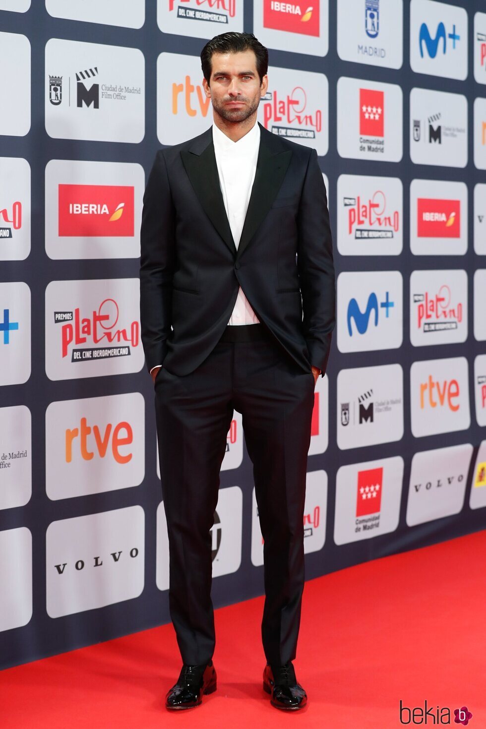 Rubén Cortada en la alfombra roja de los Premios Platino 2021