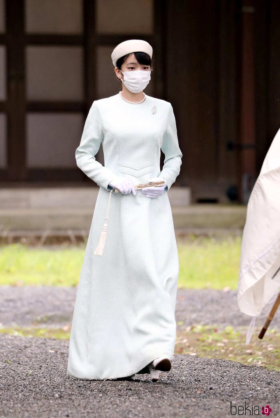 Mako de Japón en su visita a los Tres Santuarios del Palacio Imperial de Tokyo