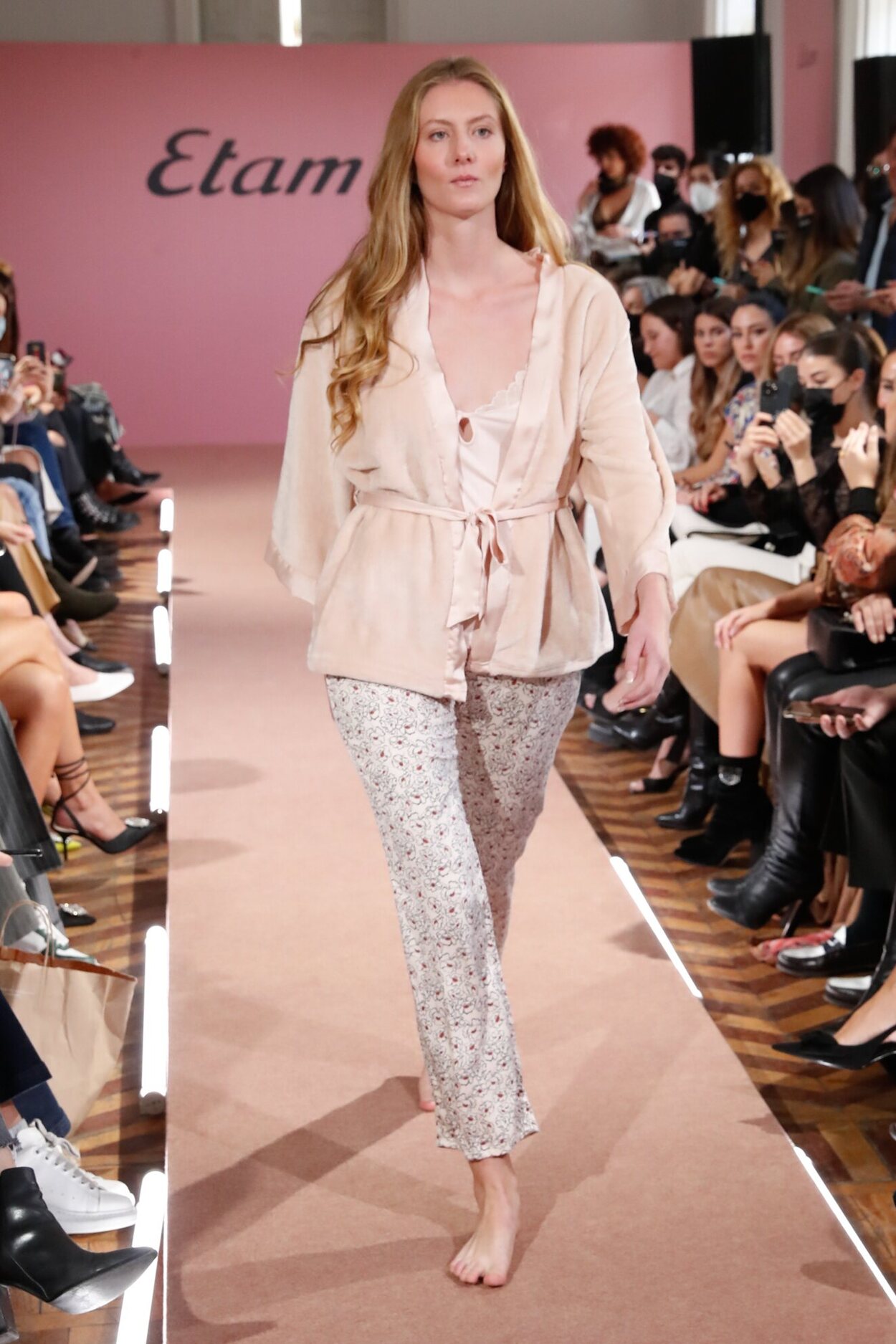 Conjunto pijamero de la colección otoño/invierno 2021 de Etam