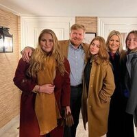 Alexia de Holanda en su reencuentro con Guillermo Alejandro y Máxima de Holanda y Amalia y Ariane de Holanda