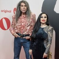 Mario Vaquerizo y Alaska en la presentación de 'Raphaelismo'