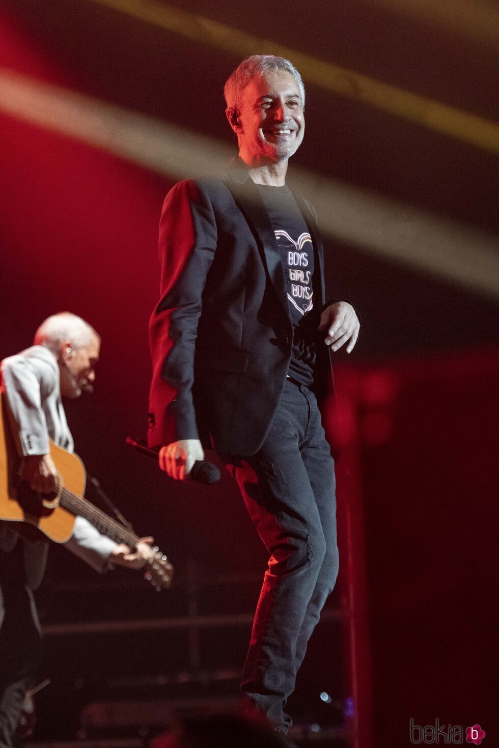 Sergio Dalma sobre el escenario del Wizink Center de Madrid en su gira Alegría