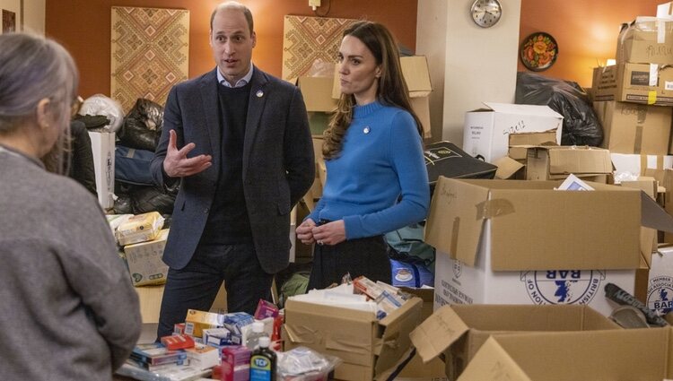 El Príncipe Guillermo y Kate Middleton en su visita al Ukrainian Cultural Centre de Londres