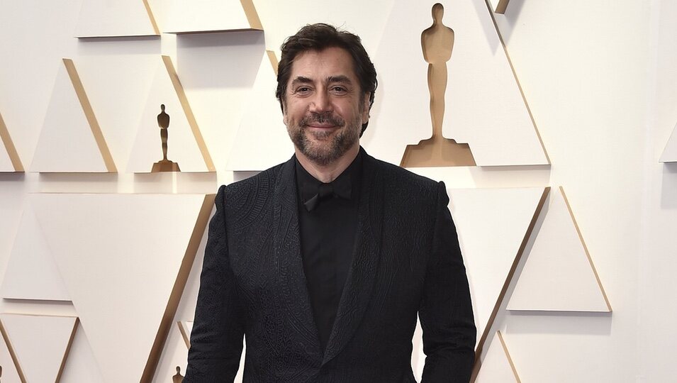 Javier Bardem en la alfombra roja de los Premios Oscar 2022