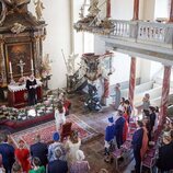 Isabel de Dinamarca durante su Confirmación en la iglesia del Palacio de Fredensborg