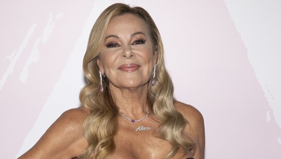 Ana Obregon en la gala solidaria 'Cancer Ball' organizada por Elle