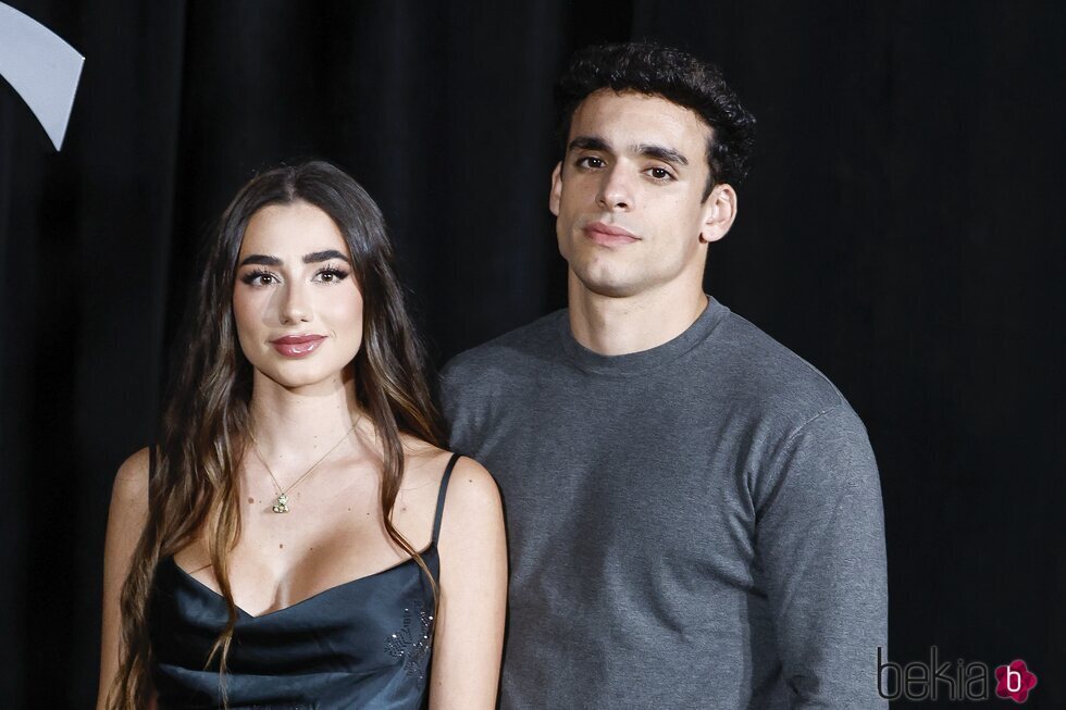Lola Lolita e Ibelky en un evento de Yves Saint Laurent