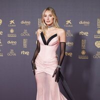 Álex Saint, en la alfombra roja de los Premios Goya 2024