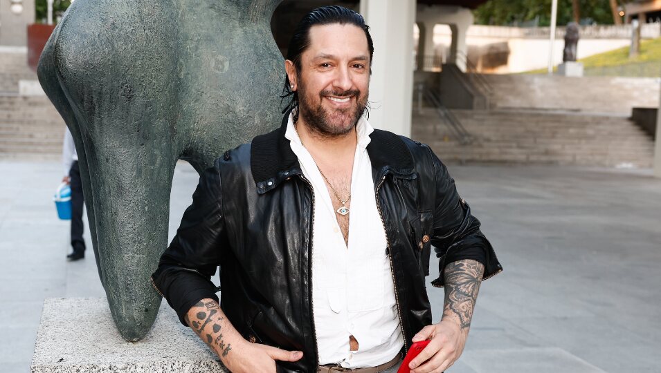 Posado de Rafael Amargo