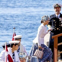 Federico y Mary de Dinamarca, cogidos de la mano en su Visita de Estado a Noruega