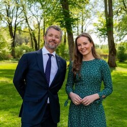 Federico de Dinamarca y su ahijada Ingrid Alexandra de Noruega en Bygdø Kongsgård
