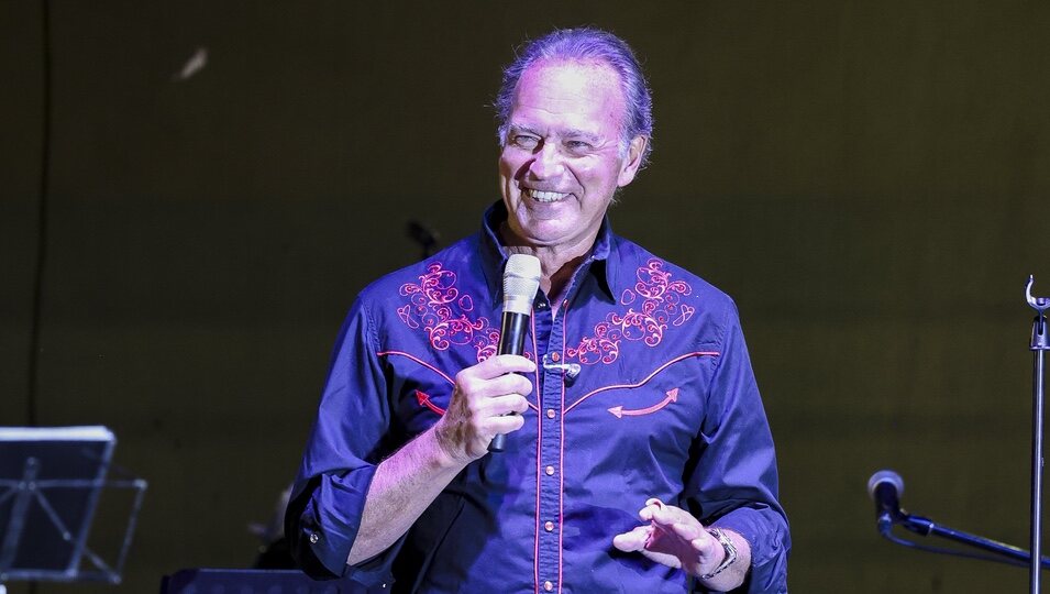 Bertín Osborne durante un concierto en San Agustín de Guadalix