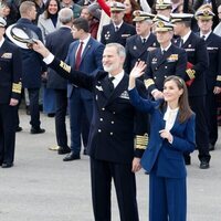 Los Reyes Felipe y Letizia se despiden de la Princesa Leonor emocionados 