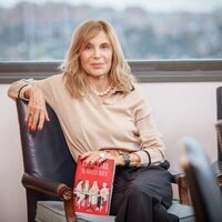 Pilar Eyre en la presentación de su libro 'Señoras bien'