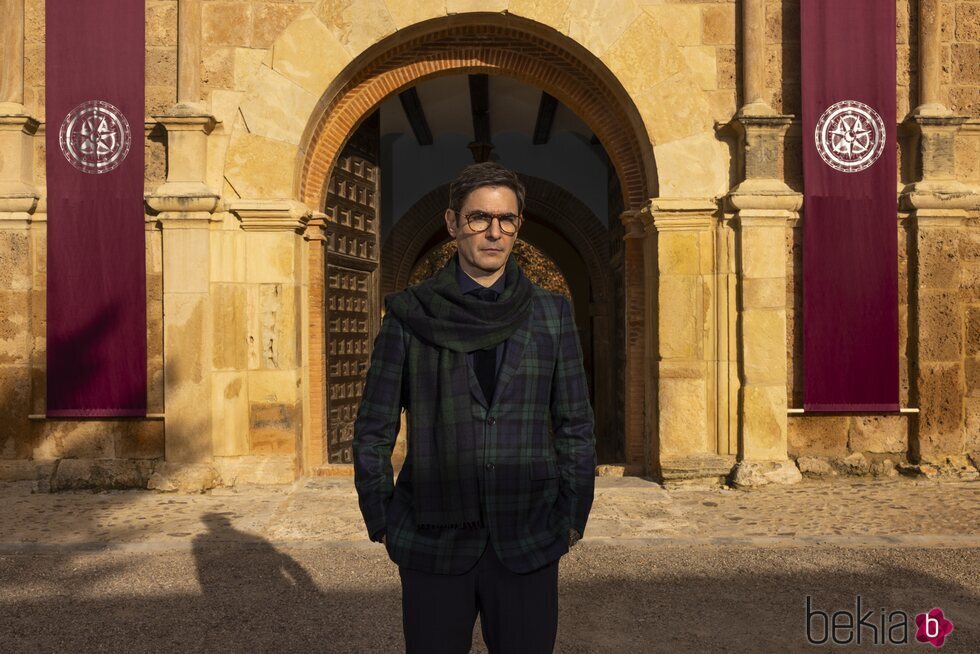 Juanra Bonet en el Monasterio de Piedra, escenario de 'Traitors España'