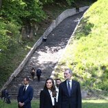 Los Reyes Felipe y Letizia en la cantera de Wiener Graben y la 'escalera de la muerte' en Mauthausen