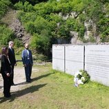 Los Reyes Felipe y Letizia en la cantera de Wiener Graben en el campo de concentración de Mauthausen