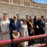 Alberto y Charlene de Mónaco, Enrique y María Teresa de Luxemburgo, Alois y Sophie de Liechtenstein y los Reyes Felipe y Letizia en la misa de inicio del P