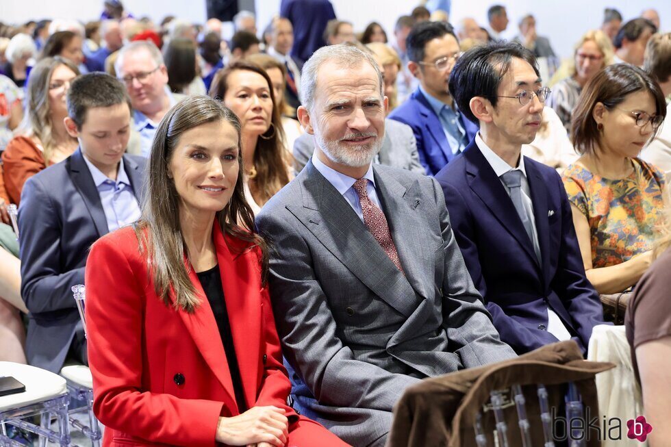 Los Reyes Felipe y Letizia en la graduación de la Infanta Sofía
