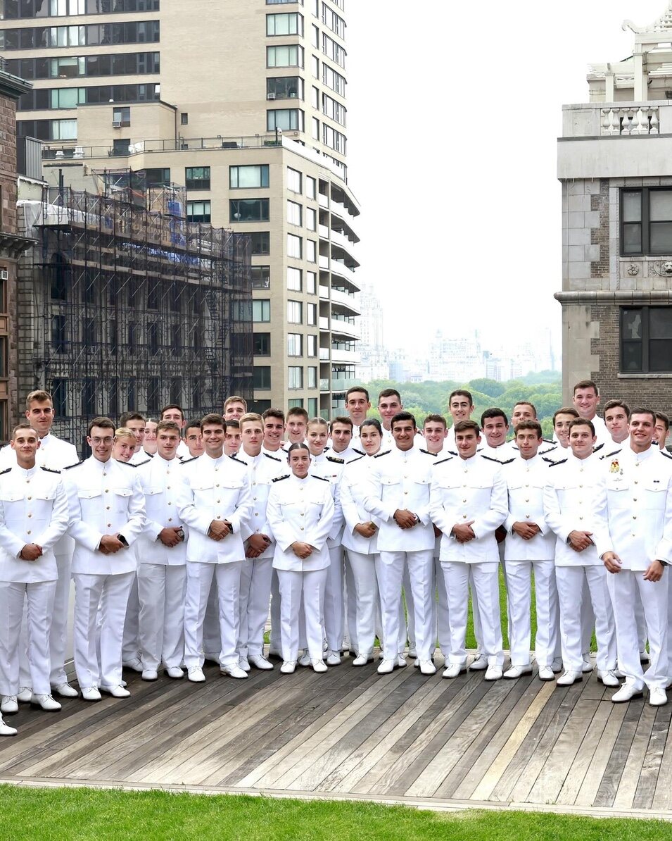 La Princesa Leonor con todos sus compañeros del Juan Sebastián de Elcano en Nueva York