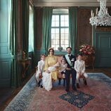 Ines de Suecia con sus padres y hermanos en su bautizo