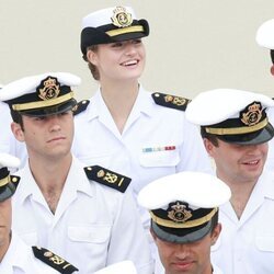 La Princesa Leonor, sonriente en su desembarco del Juan Sebastián de Elcano