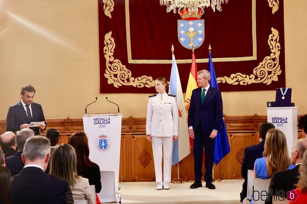 La Princesa Leonor en el acto de entrega de la Medalla de Oro de Galicia