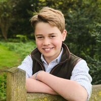 Retrato del Príncipe George por su 12 cumpleaños