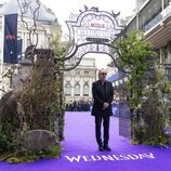 Tim Burton en la alfombra roja de la Premier de' Wednesday'