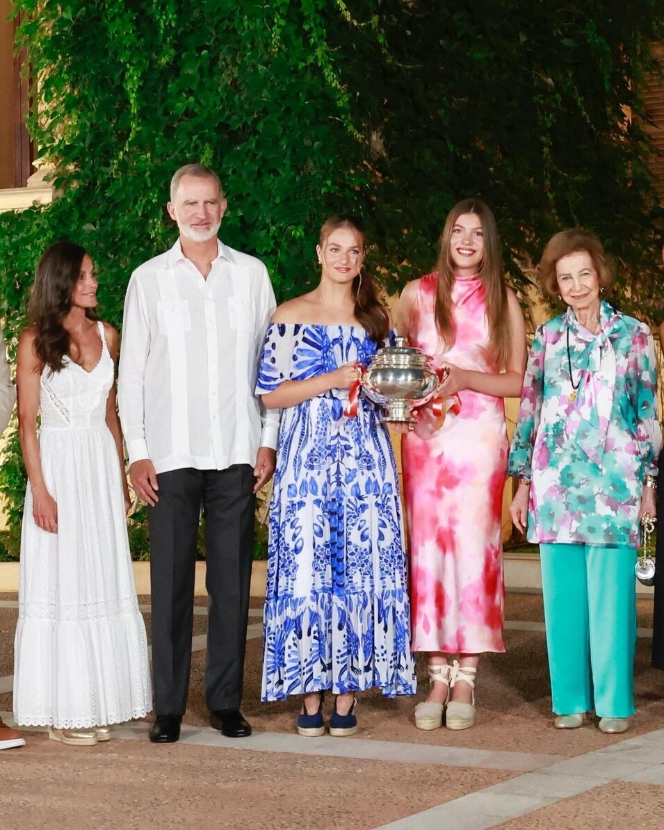 Los Reyes Felipe y Letizia, la Princesa Leonor, la Infanta Sofía y la Reina Sofía en la recepción de Marivent 2025