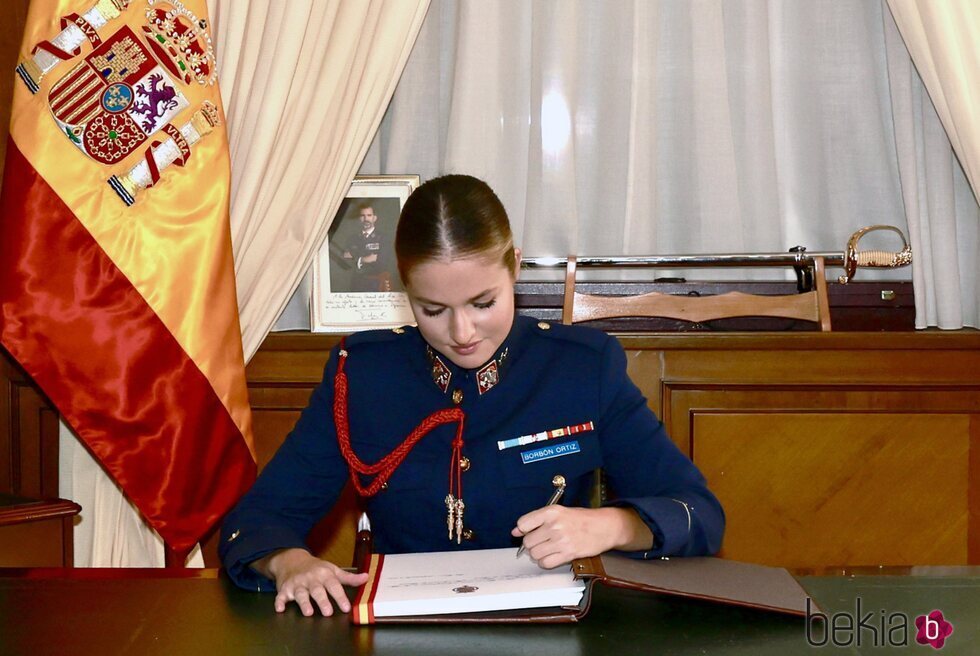 La Princesa Leonor es fotografiada a su llegada a San Javier a la Academia General del Aire y del Espacio