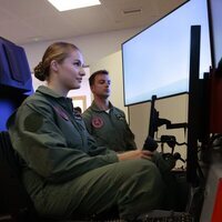 La Princesa Leonor en un simulador de la Academia General del Aire y del Espacio