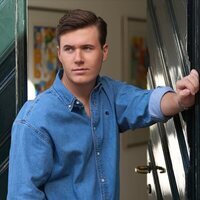 Christian de Dinamarca posa con camisa vaquera en las fotos oficiales de su 20 cumpleaños