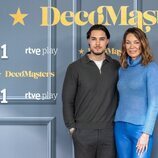 Carlo Costanzia y Mar Flores, en la presentación de 'Decomasters'