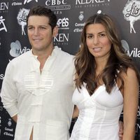 Manu Tenorio y Silvia Casas en el desfile de clausura de la Pasarela Adlib en Ibiza
