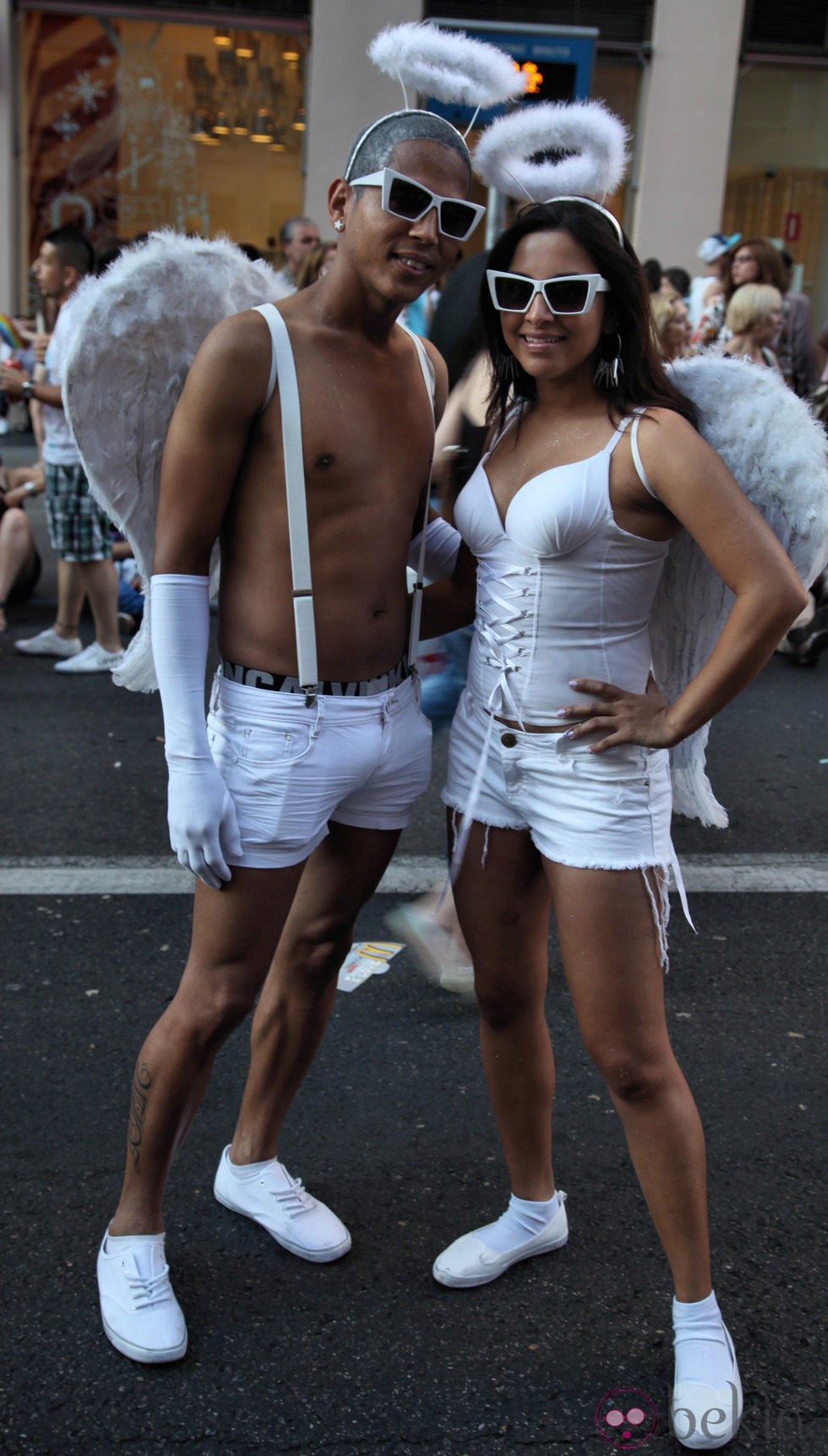 Ángeles en el Orgullo Gay de Madrid