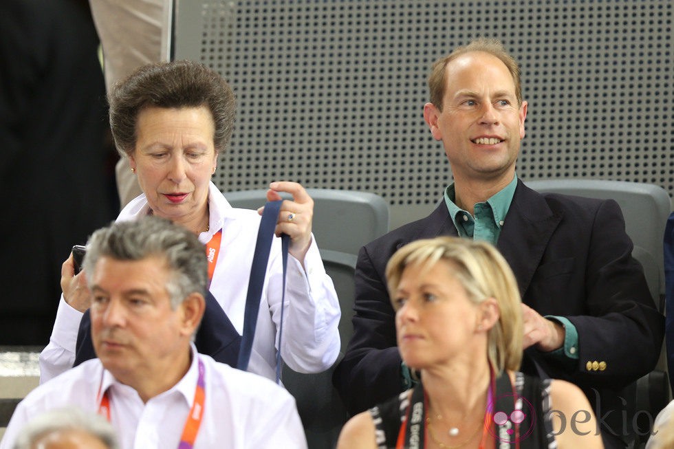 La Princesa Ana y el Príncipe Eduardo de Inglaterra en Londres 2012