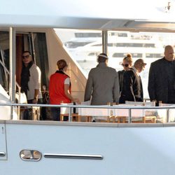 Jennifer Lopez y Casper Smart surcando las aguas del Bósforo