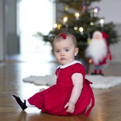 La Princesa Estela de Suecia desea Feliz Navidad 2012