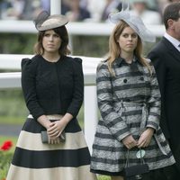 Beatriz y Eugenia de York en la inauguración de Ascot 2013