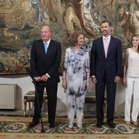 La Familia Real Española en la cena con las autoridades de Baleares