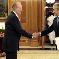 El Rey Juan Carlos en su último acto oficial antes de operarse de la cadera izquierda