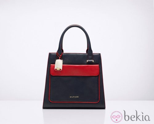 Bolso solidario de Tommy Hilfiger